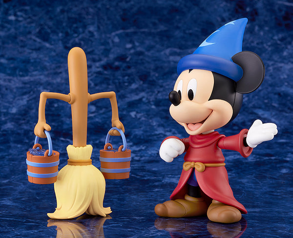 Disney Ultimates Fantasia Sorceror's Apprentice Mickey Mouse Action Figure