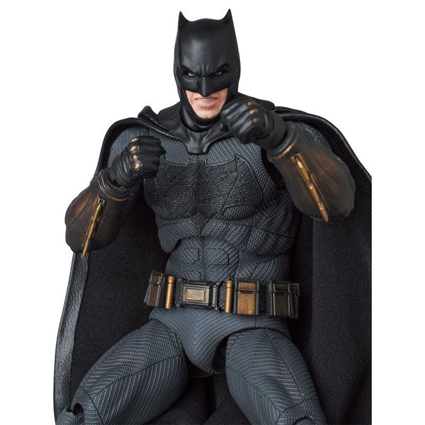 MAFEX Batman (Zack Snyders Justice League Ver.) Action Figure – Toyz in ...