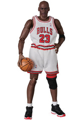 **Pre Order**MAFEX Michael Jordan Chicago Bulls Home Action Figure