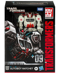 **Pre Order**Transformers Studio Series Voyager Class Transformers War for Cybertron Gamer Edition Ratchet Action Figure